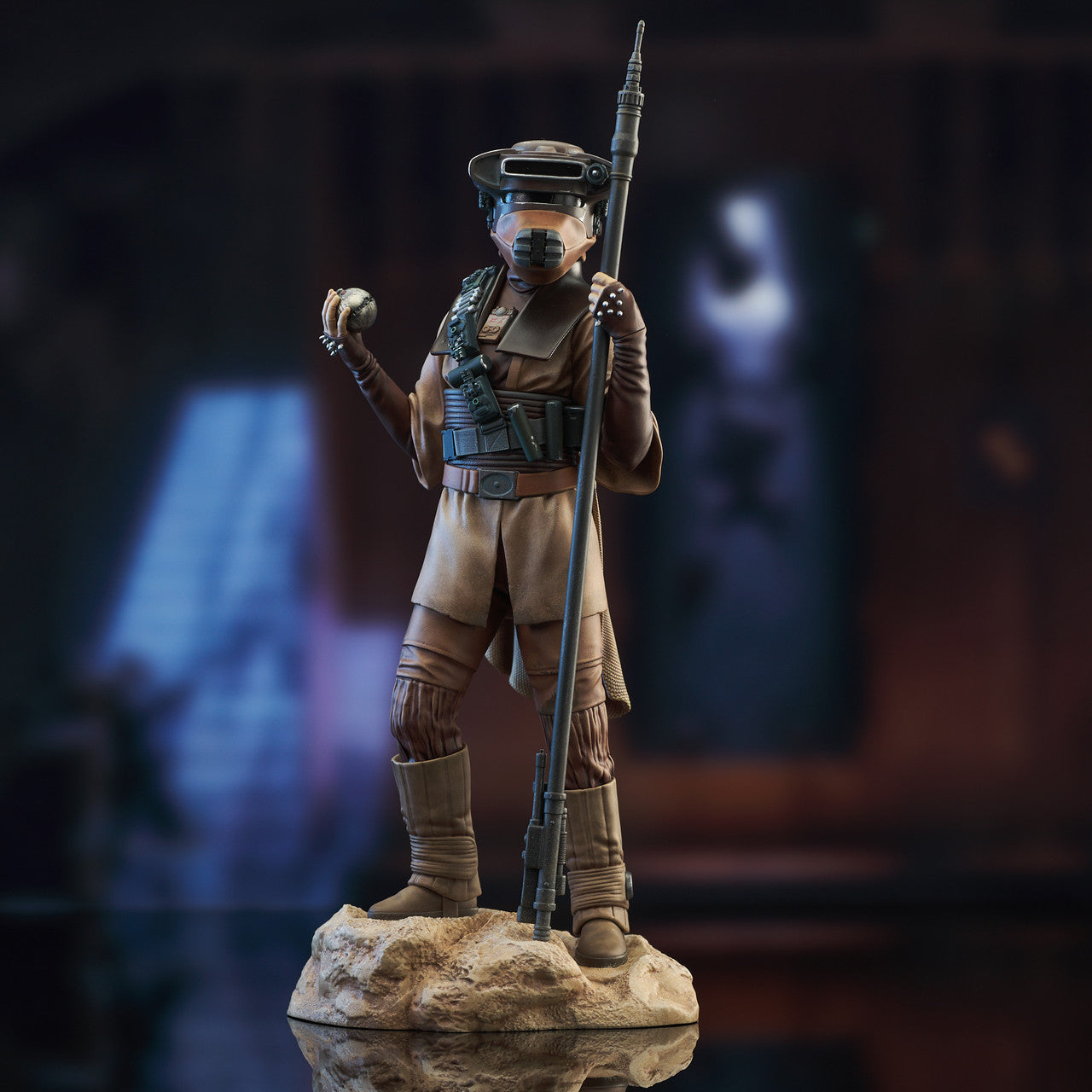 Star Wars: Return of the Jedi Premier Collection Leia in Boussh Disguise 1/7 Scale Limited Edition Statue