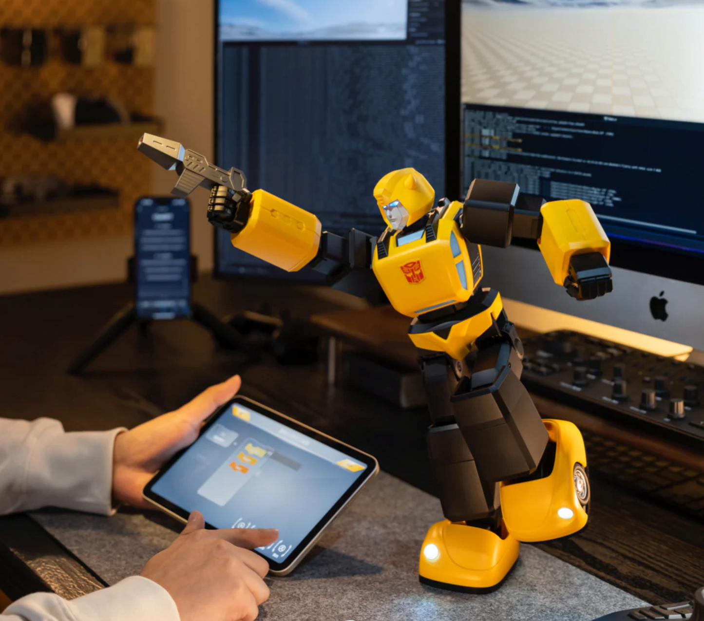 Robosen Transformers Interactive G1 Bumblebee