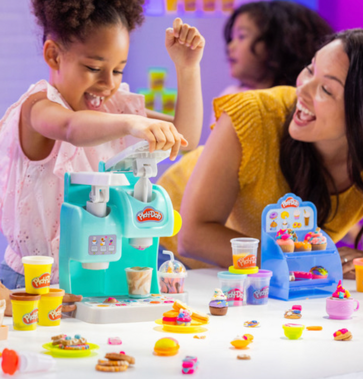 Play-Doh Kitchen Creations Super Colourful Cafe Playset