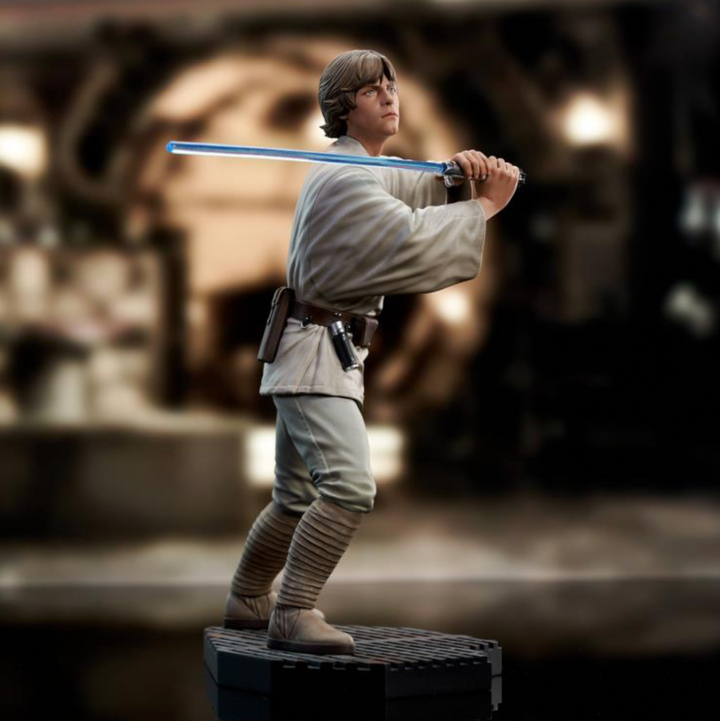 Star Wars A New Hope Milestones Luke Skywalker 1/6 Scale Limited Edition Statue