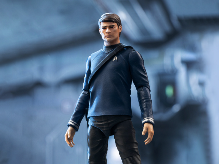 Star Trek Exquisite Series Dr. McCoy 1:18 Scale Action Figure
