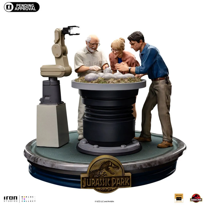 Iron Studios Jurassic Park Dino Hatching 1/10 Art Scale Statue