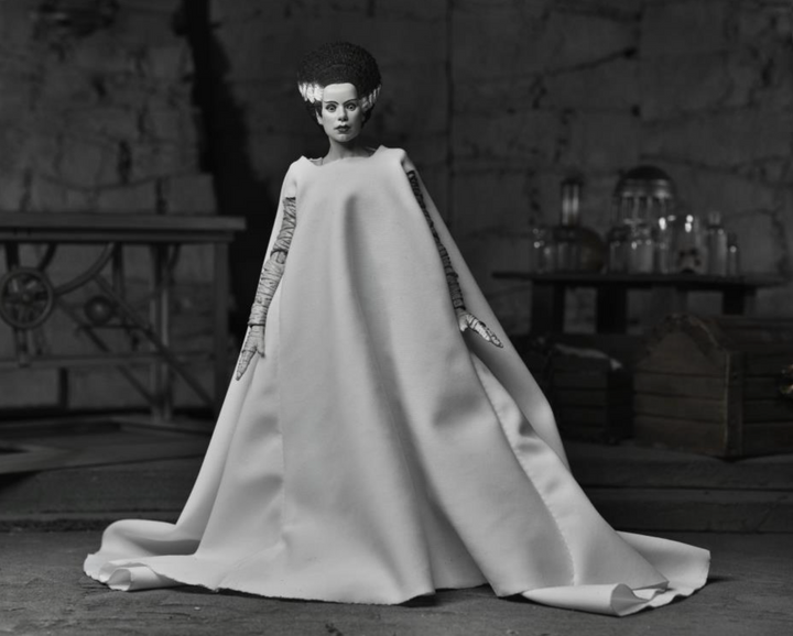 NECA Universal Monsters Ultimate Bride of Frankenstein (Black & White) 7" Action Figure