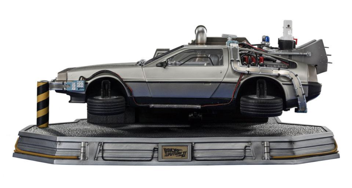 Iron Studios Back to the Future Part II DeLorean 1/10 Scale Deluxe Art Scale Limited Edition Statue