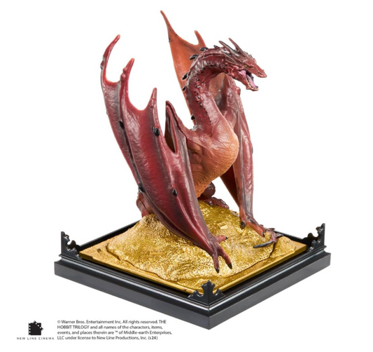 The Lord of the Rings Smaug Diorama Figure, alternate view