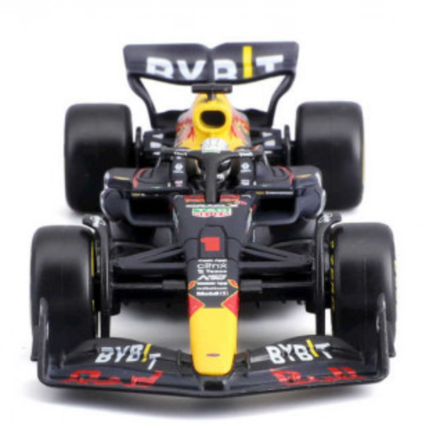 Formula 1 Red Bull Racing RB18 Max Verstappen Official Diecast Model with Helmet