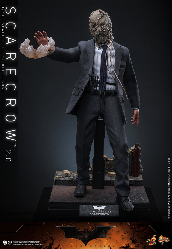 Hot Toys Scarecrow Batman Begins 1 6 Scale Collectible Figure