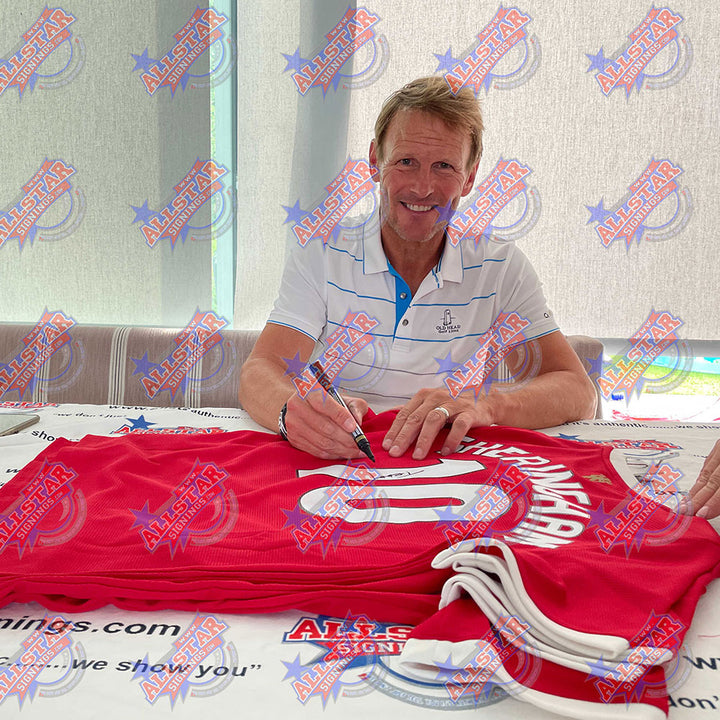 Manchester United Teddy Sheringham Signed Shirt & Medal Framed