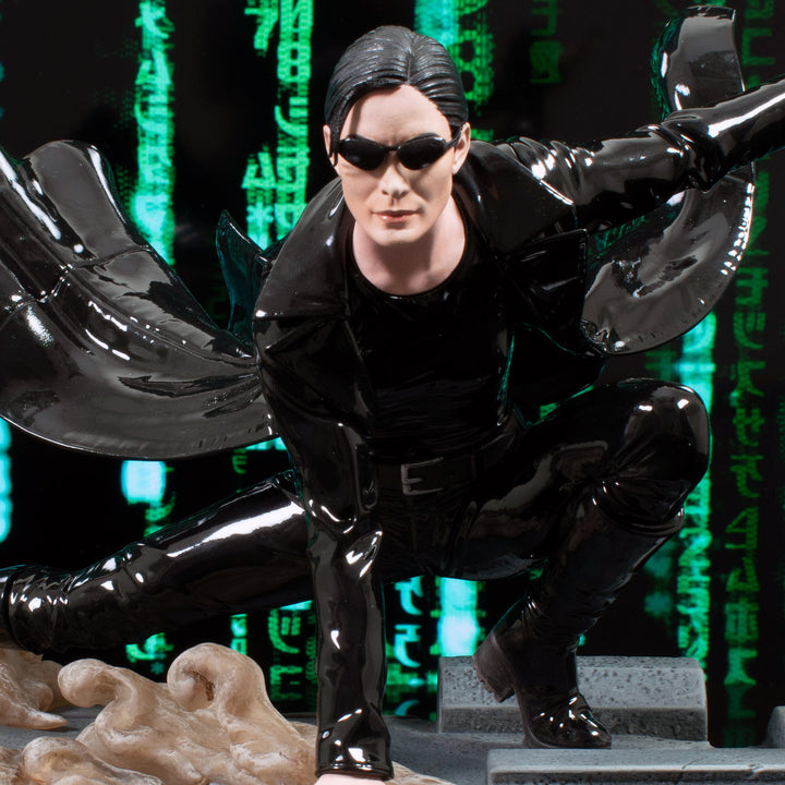 The Matrix Gallery Trinity Figure Diorama