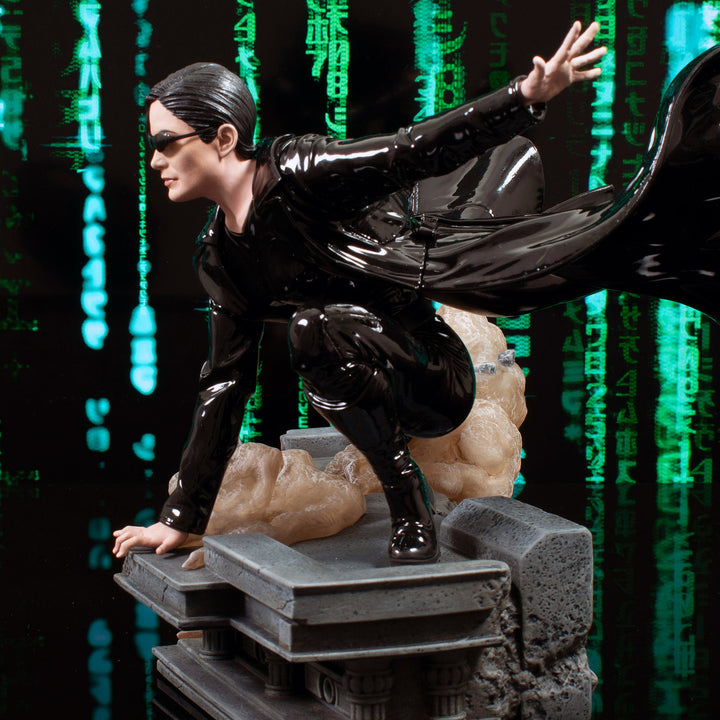 The Matrix Gallery Trinity Figure Diorama