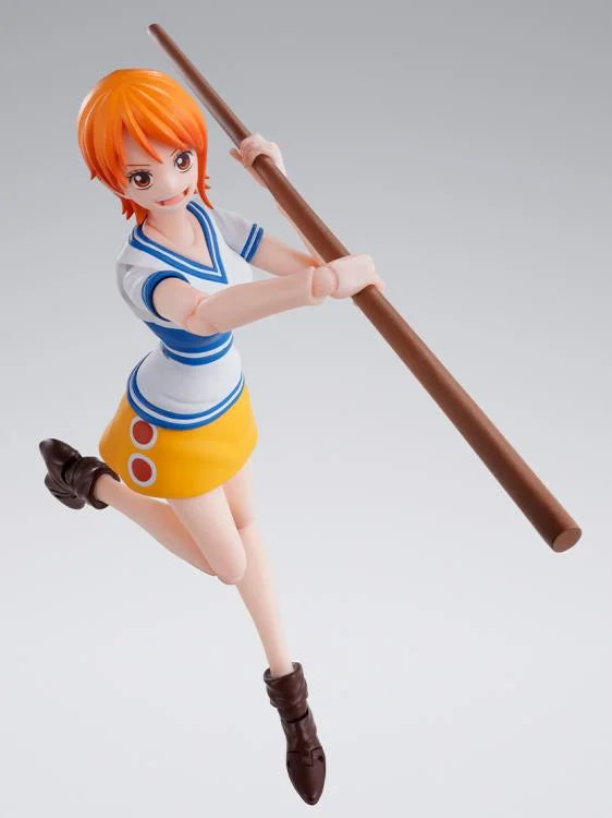 One Piece S.H.Figuarts Nami (Romance Dawn) Action Figure