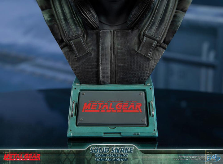 First4Figures Metal Gear Solid Solid Snake Grand Scale Bust