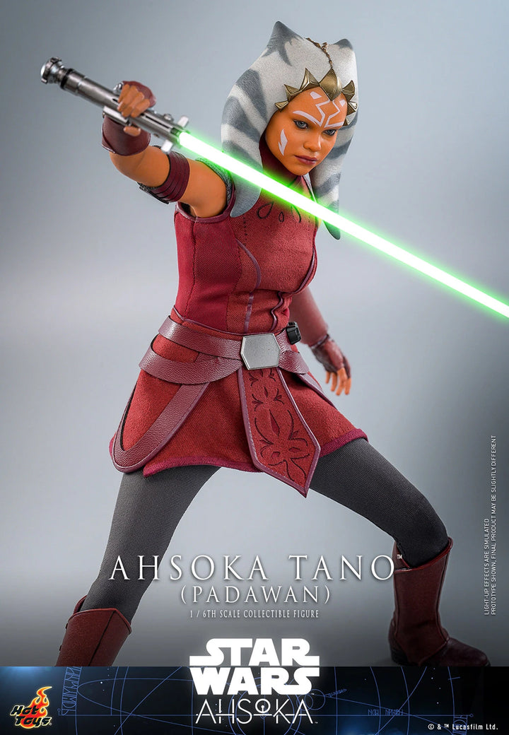 Hot Toys Star Wars Ahsoka Series Ahsoka Tano (Padawan) 1/6th Scale Figure