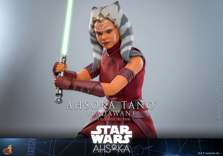 Hot Toys Star Wars Ahsoka Series Ahsoka Tano (Padawan) 1/6th Scale Figure