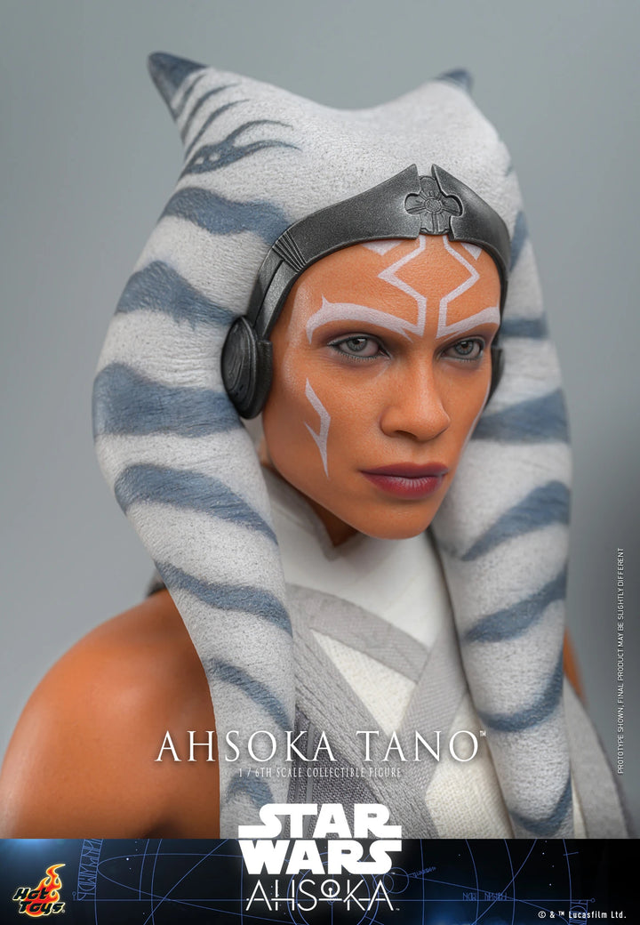 Hot Toys Star Wars Ahsoka Series Ahsoka Tano 1/6th Scale Figure