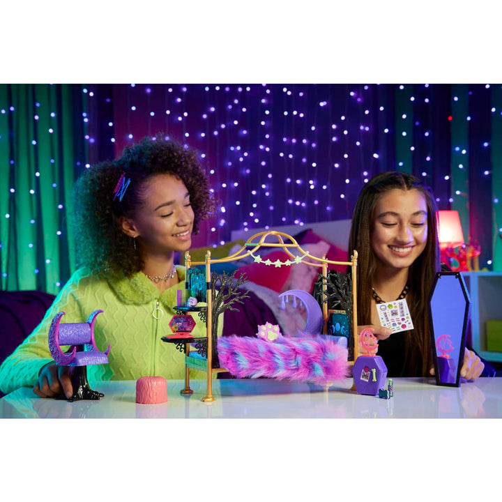 Monster High Clawdeen Wolf Bedroom Playset