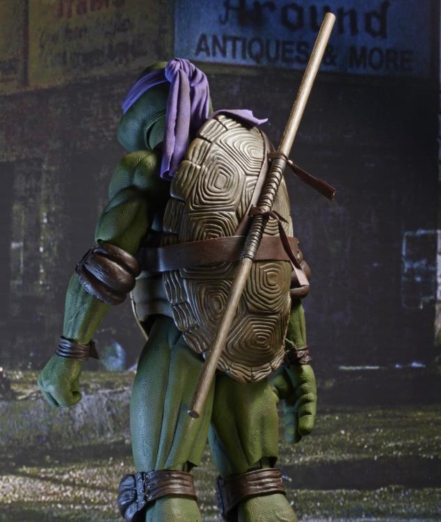 NECA Teenage Mutant Ninja Turtles (1990 Movie) Donatello 1/4 Scale Action Figure