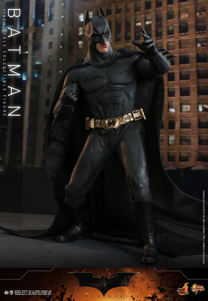 Hot Toys DC Batman The Dark Knight Batman Begins 1/6th Scale Figure