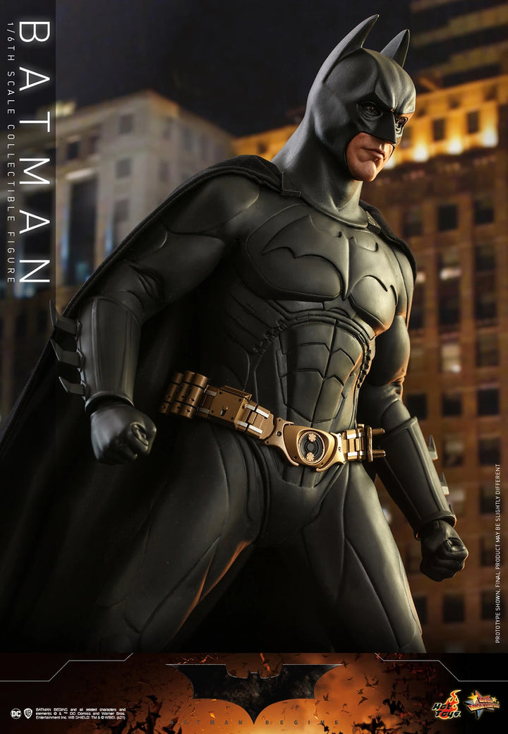 Hot Toys DC Batman The Dark Knight Batman Begins 1/6th Scale Figure