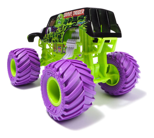 Monster Jam 1:24 Die Cast - Grave Digger, alternate view