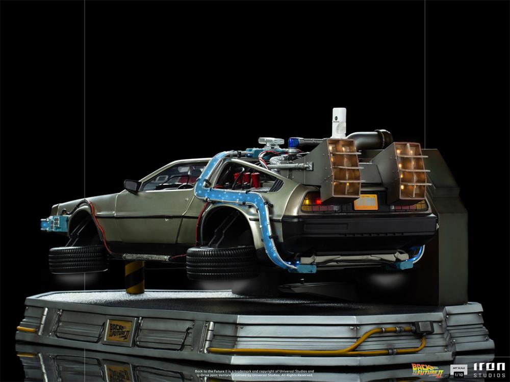 Iron Studios Back to the Future Part II DeLorean 1/10 Scale Deluxe Art Scale Limited Edition Statue