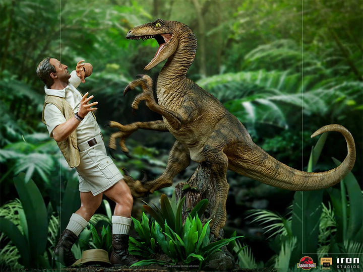 Iron Studios Jurassic Park Clever Girl 1/10 Deluxe Art Scale Statue