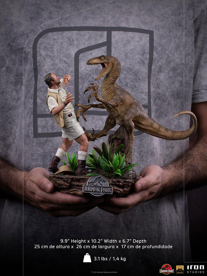 Iron Studios Jurassic Park Clever Girl 1/10 Deluxe Art Scale Statue