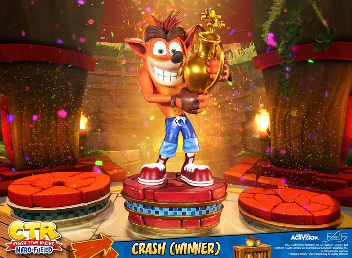 First4Figures Crash Bandicoot Team Racing Nitro-Fueled Winner Crash Statue