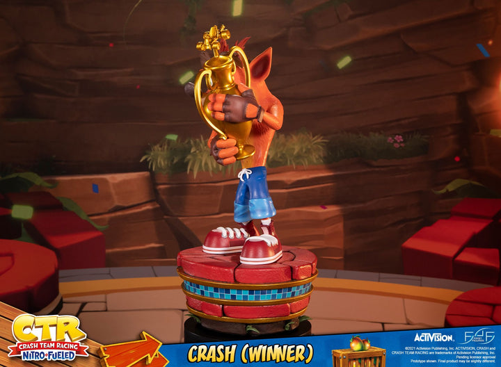 First4Figures Crash Bandicoot Team Racing Nitro-Fueled Winner Crash Statue
