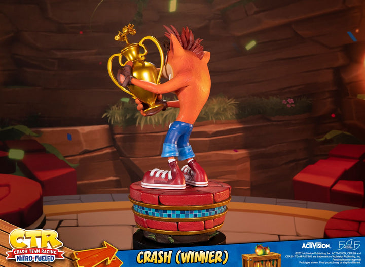 First4Figures Crash Bandicoot Team Racing Nitro-Fueled Winner Crash Statue