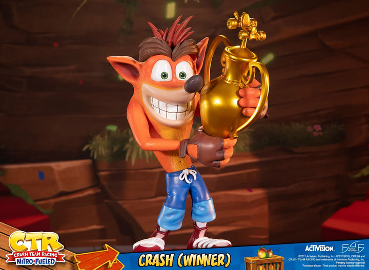 First4Figures Crash Bandicoot Team Racing Nitro-Fueled Winner Crash Statue
