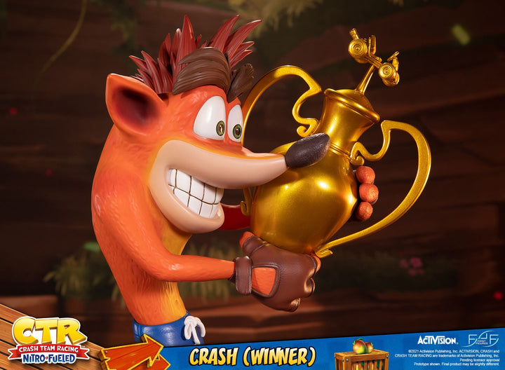 First4Figures Crash Bandicoot Team Racing Nitro-Fueled Winner Crash Statue