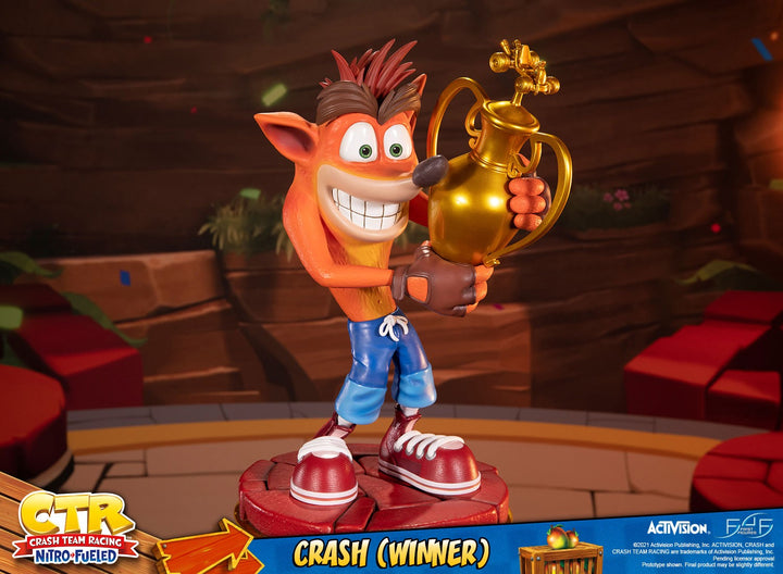 First4Figures Crash Bandicoot Team Racing Nitro-Fueled Winner Crash Statue
