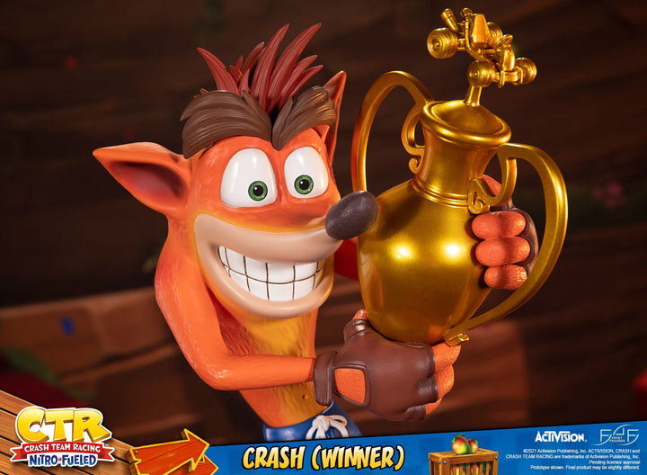 First4Figures Crash Bandicoot Team Racing Nitro-Fueled Winner Crash Statue