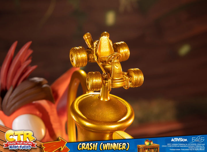 First4Figures Crash Bandicoot Team Racing Nitro-Fueled Winner Crash Statue