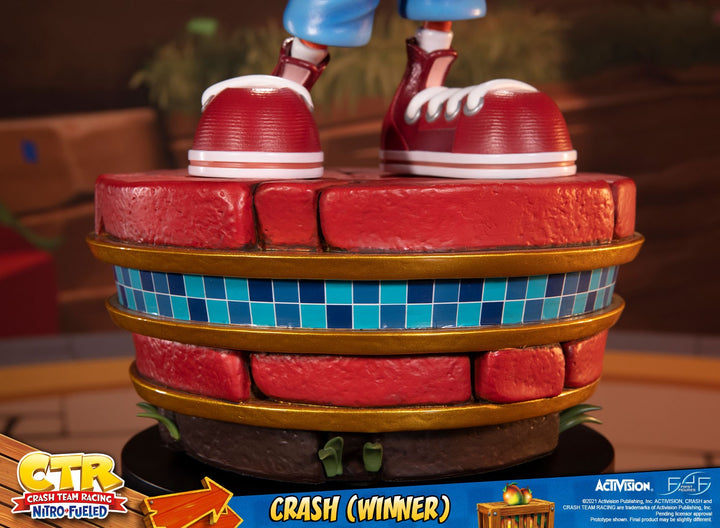First4Figures Crash Bandicoot Team Racing Nitro-Fueled Winner Crash Statue