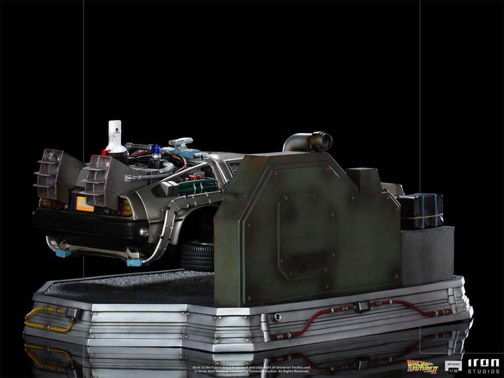 Iron Studios Back to the Future Part II DeLorean 1/10 Scale Deluxe Art Scale Limited Edition Statue