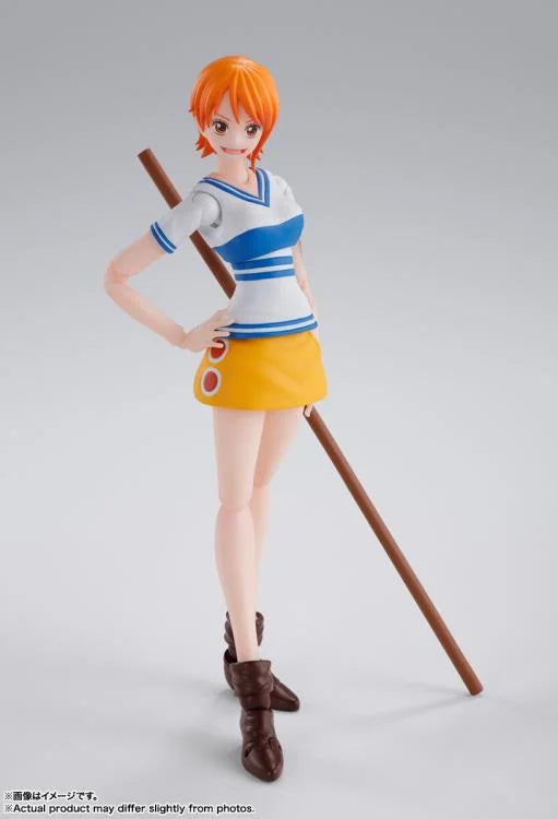 One Piece S.H.Figuarts Nami (Romance Dawn) Action Figure