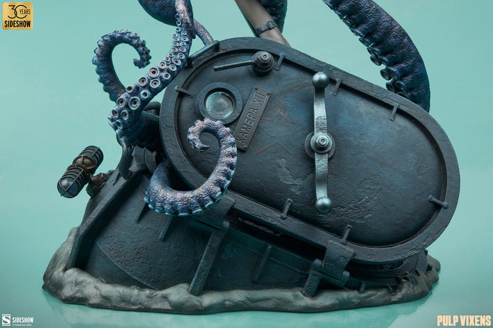 Sideshow Pulp Vixens: Deep Down Premium Format 24" Statue