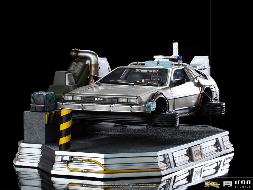 Iron Studios Back to the Future Part II DeLorean 1/10 Scale Deluxe Art Scale Limited Edition Statue