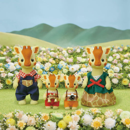 Sylvanian Families Highbranch Giraffe Family Playset for Ages 3 and Up, alternate view