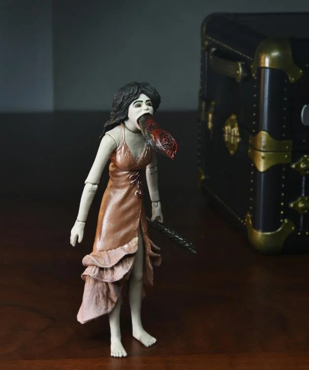 NECA Puppet Master Action Figure Set Leech Woman and Toulons Puppet Case