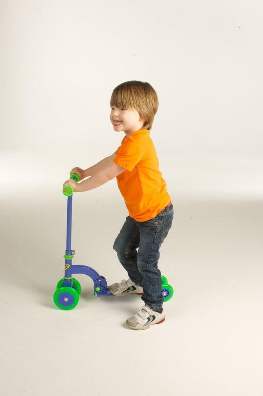 Ozbozz My First Folding Push Scooter Blue Outdoor Game for Boys SV12316, alternate view