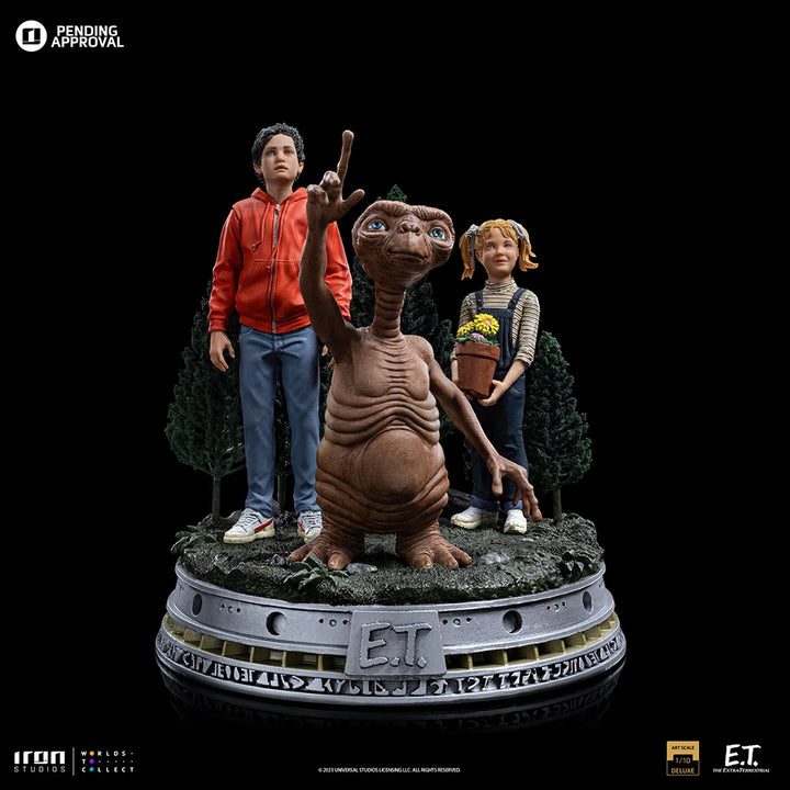 Iron Studios E.T. the Extra-Terrestrial E.T, Elliot, and Gertie 1/10 Deluxe Art Scale Limited Edition Statue
