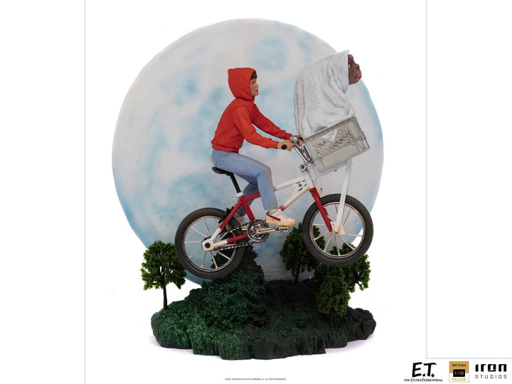 Iron Studios E.T. the Extra-Terrestrial E.T. & Elliot Deluxe 1/10 Art Scale Limited Edition Statue