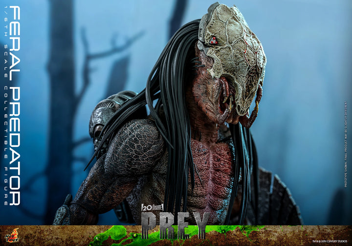 Hot Toys Prey Feral Predator 1/6th Scale Figure