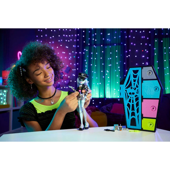 Monster High Skulltimate Secrets Frankie Stein Doll