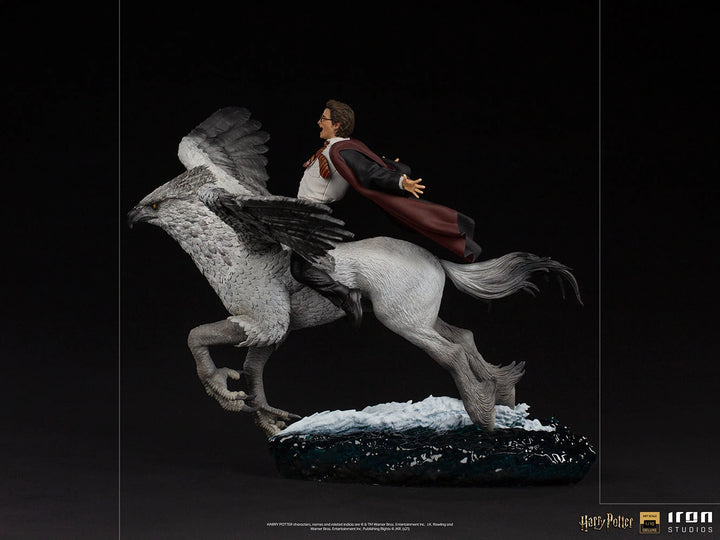 Iron Studios Harry Potter 1/10 Art Scale Deluxe Harry Potter & Buckbeak Statue