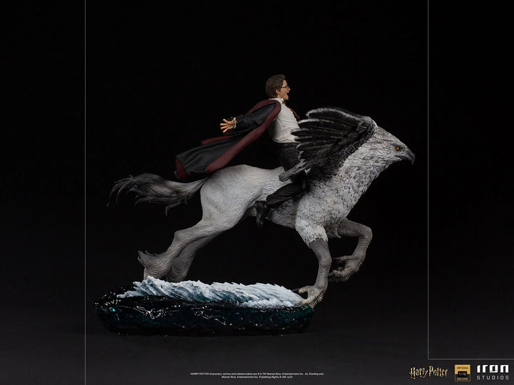 Iron Studios Harry Potter 1/10 Art Scale Deluxe Harry Potter & Buckbeak Statue