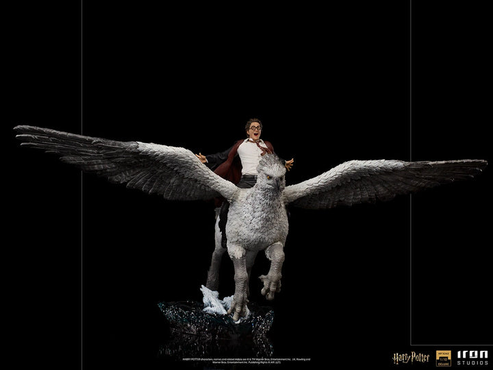 Iron Studios Harry Potter 1/10 Art Scale Deluxe Harry Potter & Buckbeak Statue